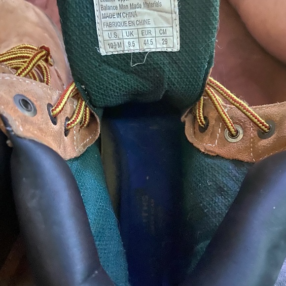 Boots - Picture 3 of 4